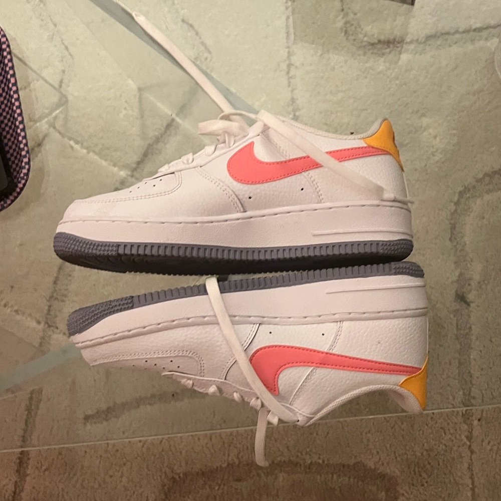 Nike air